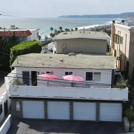 Spacious Ocean View Blufftop Compound